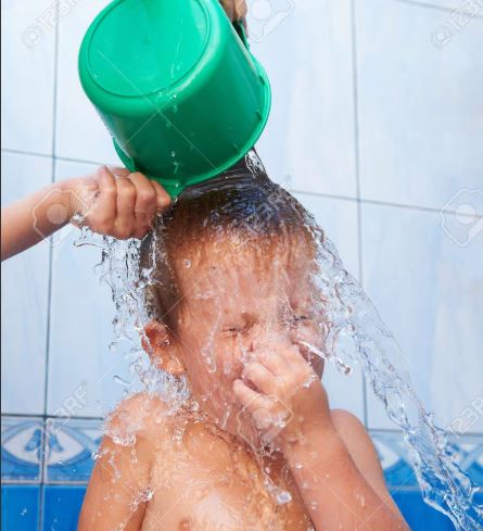 AquaFlow® DUCHA PÓRTATIL A BATERÍA RECARGABLE - DISEÑADA PARA ACOMPAÑARTE EN USO DIARIO, AVENTURAS Y TRABAJO