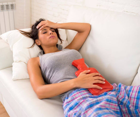 AlivioCare® Cinturón Menstrual Alivia Cólicos con Calor y Masaje en Minutos